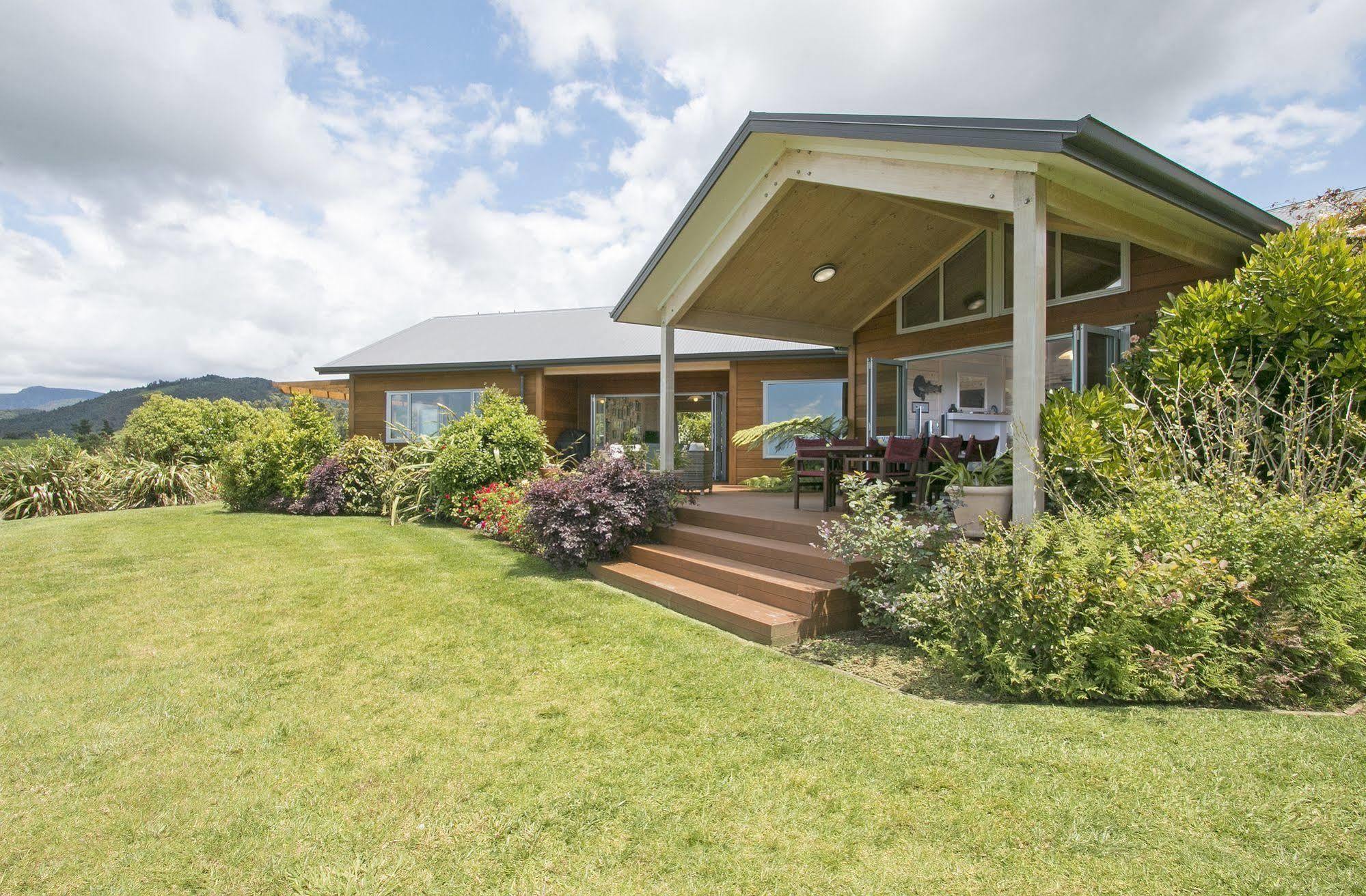 Kaimai Country Lodge Katikati Bagian luar foto