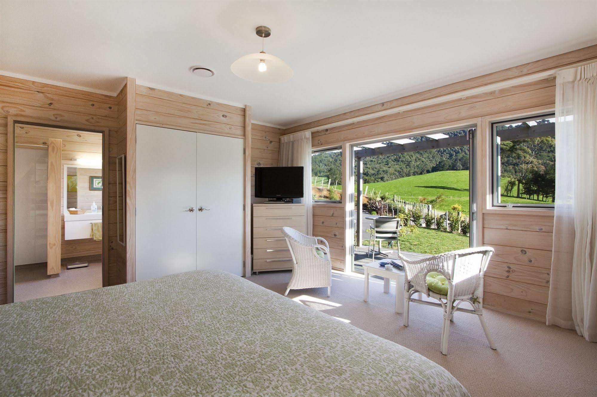 Kaimai Country Lodge Katikati Bagian luar foto